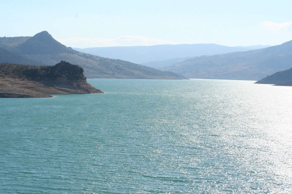 Embalse de zahara de la sierra by LA_DORADA