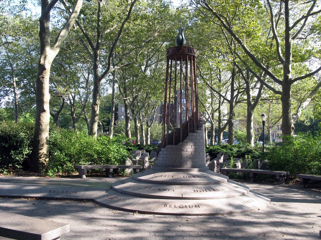 Holocaust Memorial Brooklyn by Waheed Ashraf