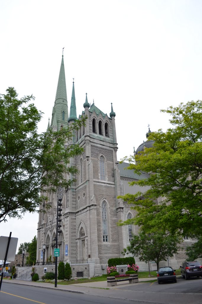 Quebec Longueuil by Jamie Cane