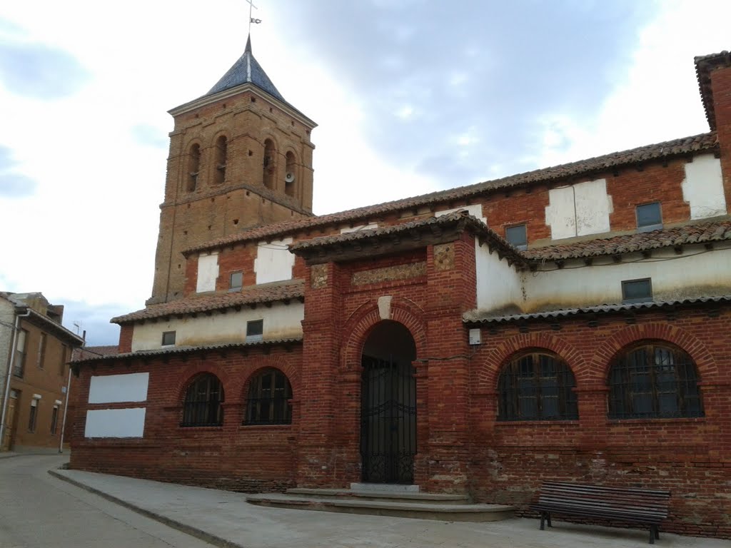 Iglesia, Valdevimbre -- Región Leonesa by Cavallobos