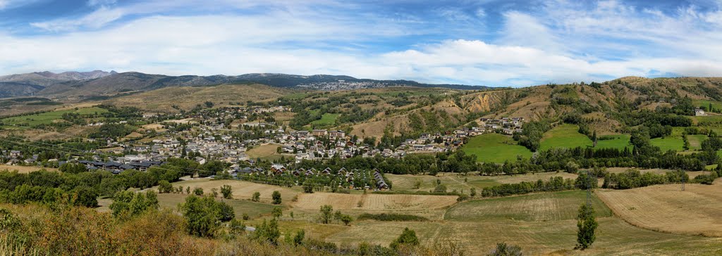 Mirador de Vedrinyans - Vista sobre Saillagouse i Font Romeu by Antoni Figueras