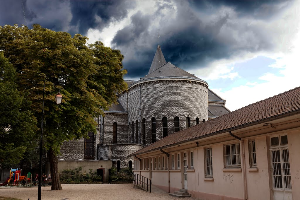 Cathedrale Sainte Genevieve by rayneuf