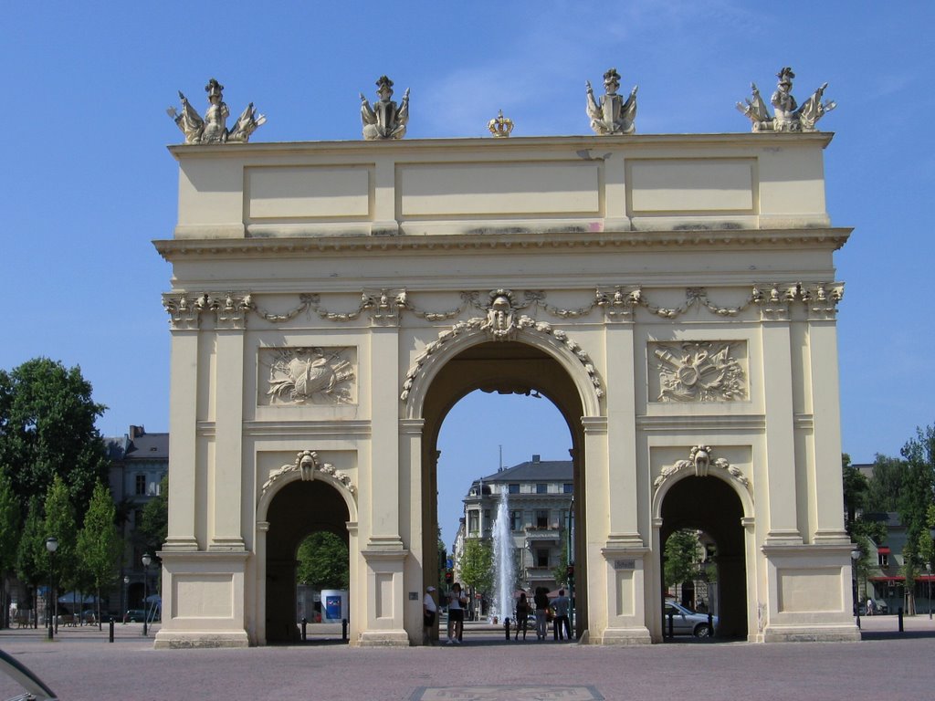 Brandenburger Tor - Ostseite by brickl