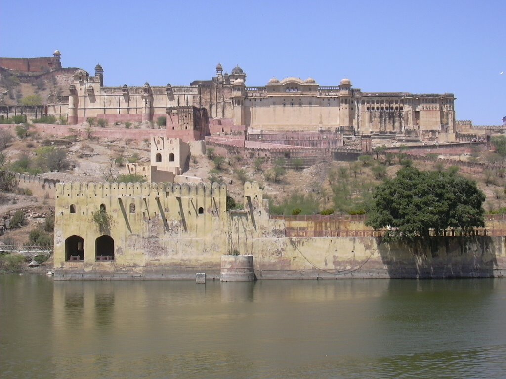 India, Jaipur, Amber fort and lake by Valeria_