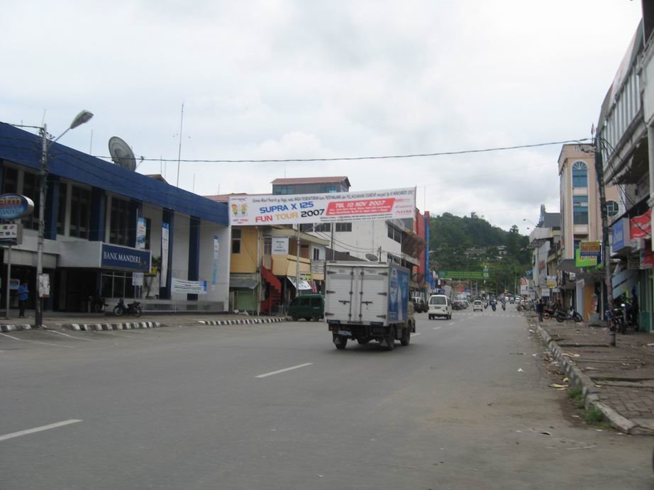 Downtown Jayapura by netaholic