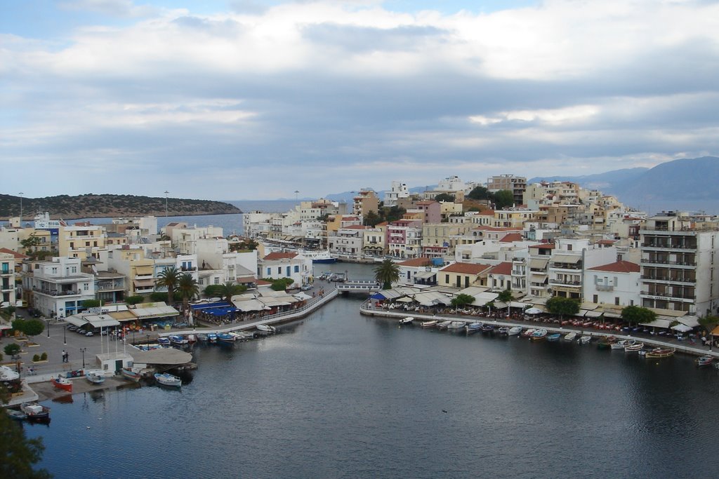 Aghios Nikolaos by AivarsM