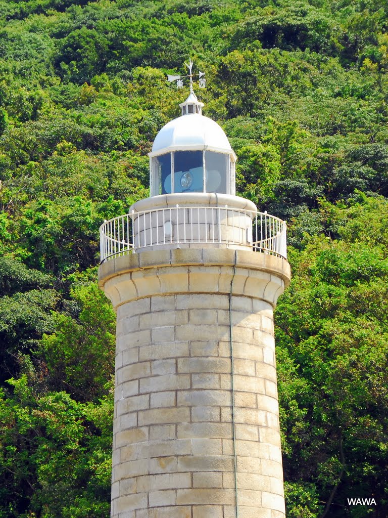 Ogi-jima Island Lighthouse 男木島灯台 by mandegan