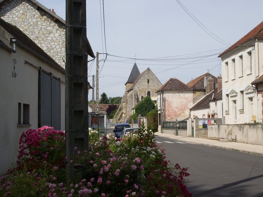 Rue Saint-Félicien à Egligny by peter12175