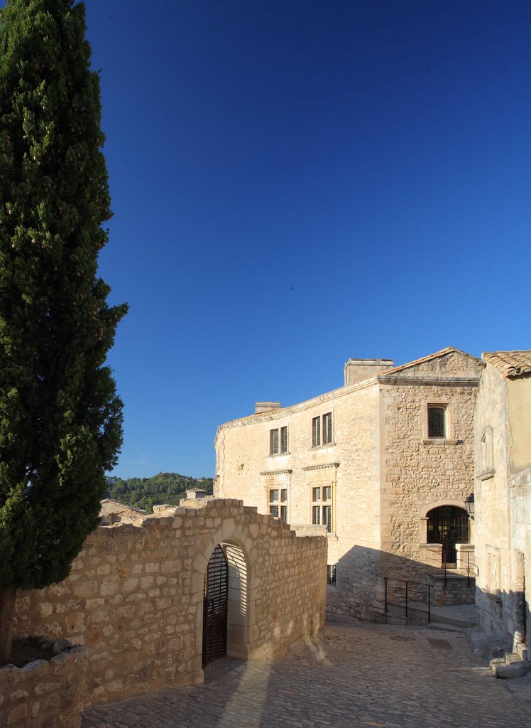 Les Baux-de-Provence by mdopp