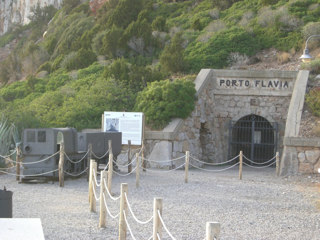 Porto Flavia, ingresso by Manuel Tangianu