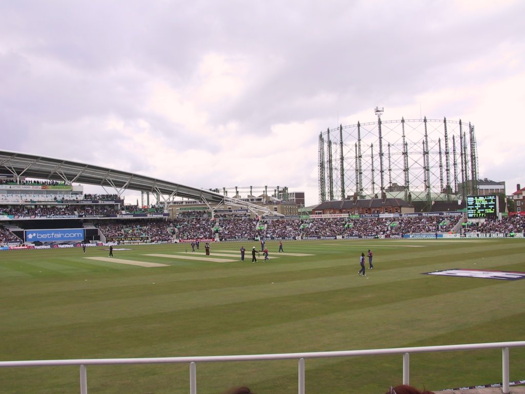 The Brit Oval, 20-20 test cricket England v West Indies (2007) by jk1812