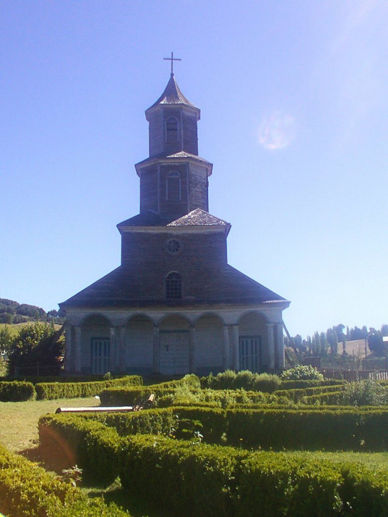 Iglesia de Nercón en Castro by pablotortella