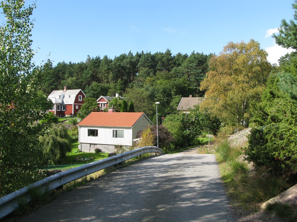 Bäckedalsvägen, Bäckedalen, Göteborg 2011 by Biketommy