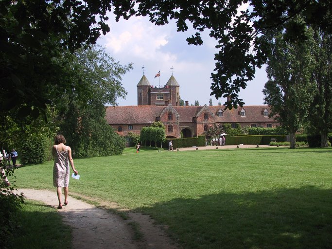 Sissinghurst (2007) by jk1812