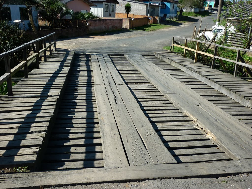 Ponte do bairro ipiranga,lages sc brasil. by orlando batista