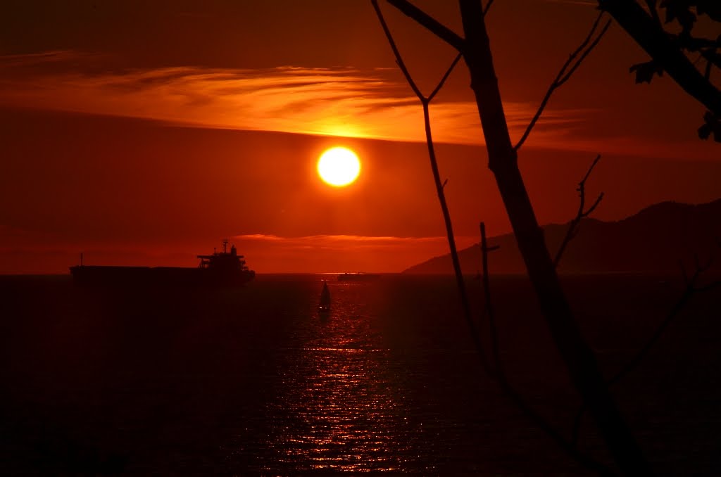 Sunset Stanley Park by Boathill