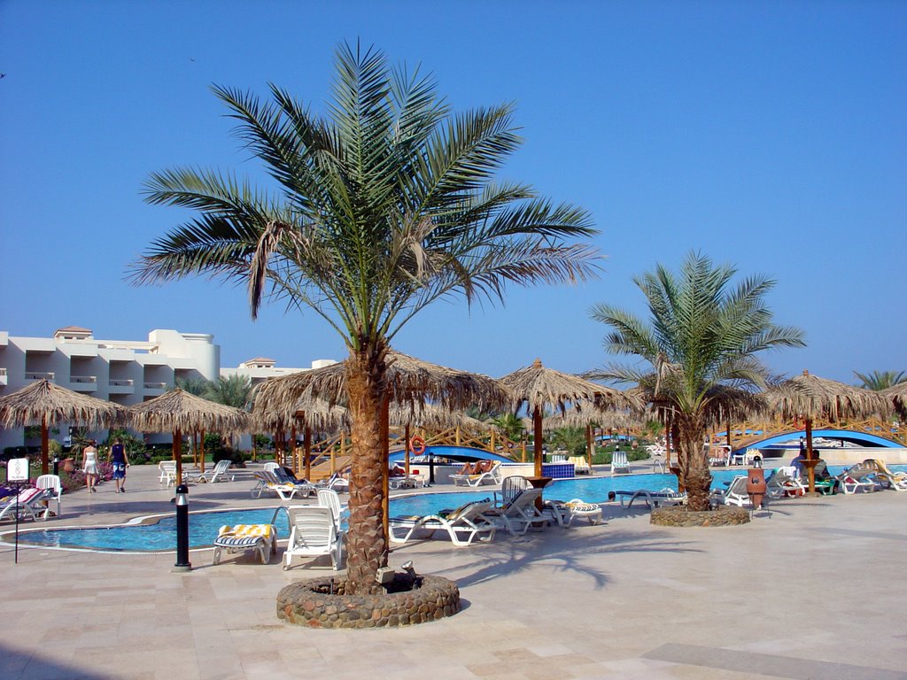 IM-Hilton Long Beach Hotel, Hurghada by Игорь Моисеев