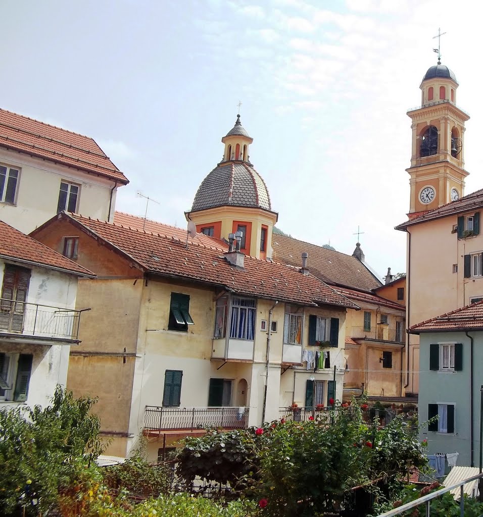 Rossiglione (GE) la chiesa di Nostra Signora dell'Asuunta vista dal mio cortile by gian67mario12@gmail.com