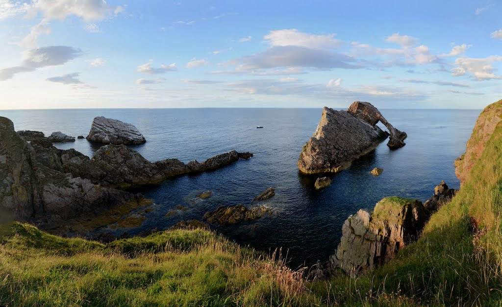 Bow fiddle rock by Unda J.