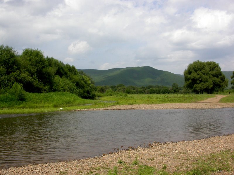 Arsenyevka River by Melnitsky Stanislav