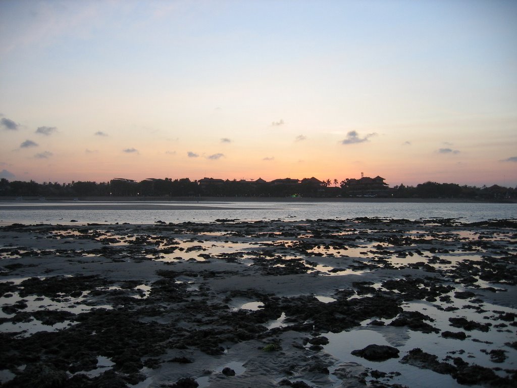 Aston Bali (Sundown) low tide from the reef by Frank Wahle