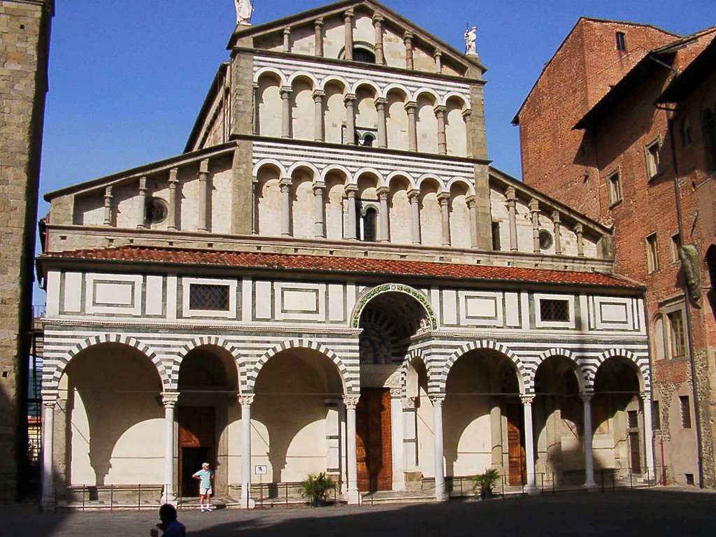 Duomo di san Zeno - Pistoia by world of pictures by KlausH