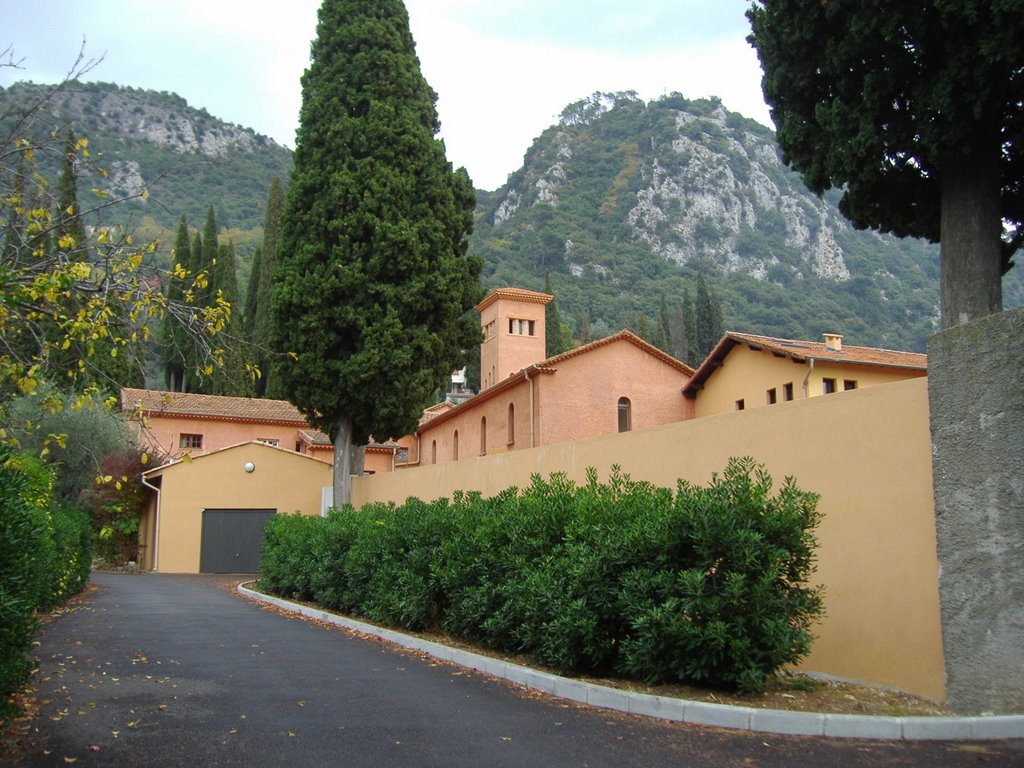 Monastero Notre Dame de la Paix (Cistercensi) - Castagniers - Provenza by Ilda Casati