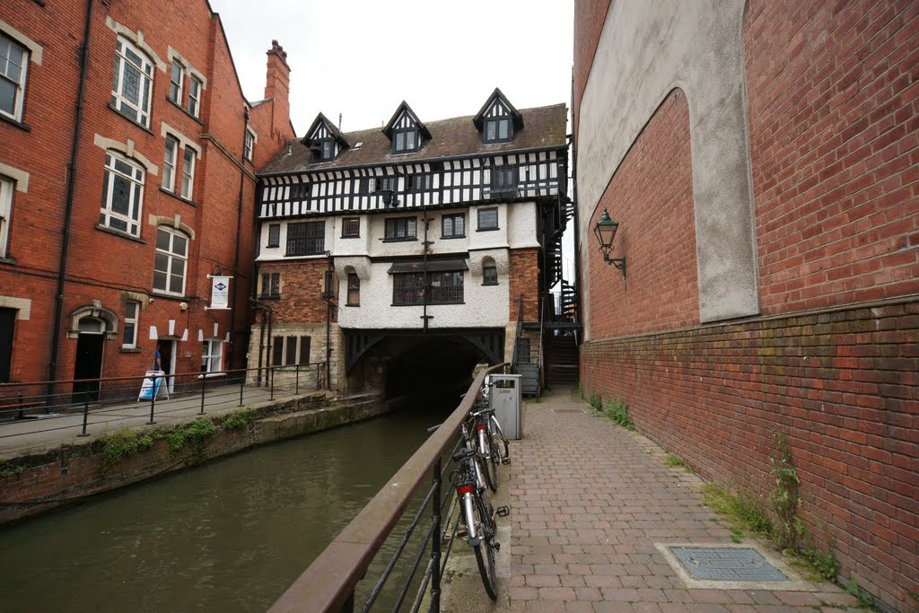 Canal View In Historic Lincoln by njellis