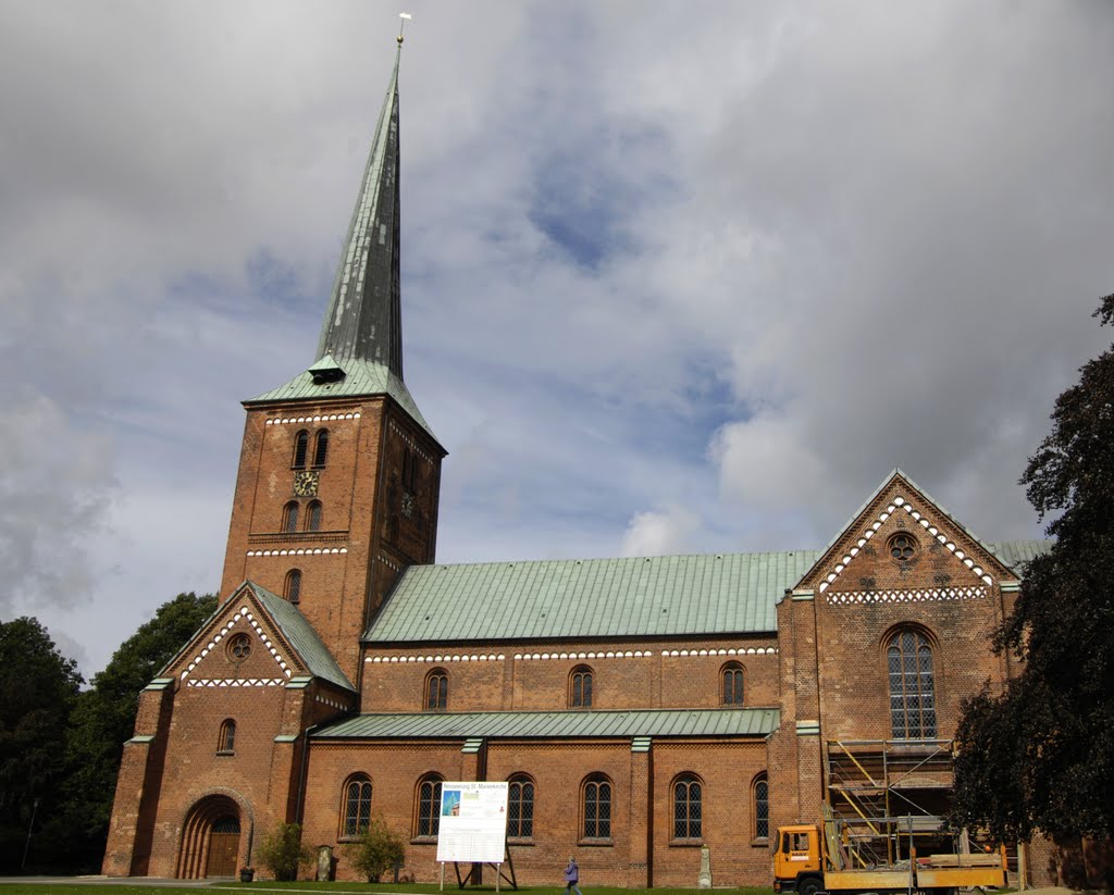 Bad Segeberg, Kirche wird renoviert by Uwe Gehring