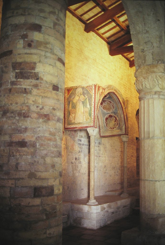 San Clemente al Vomano, 1996 - Innenraum by Wensky