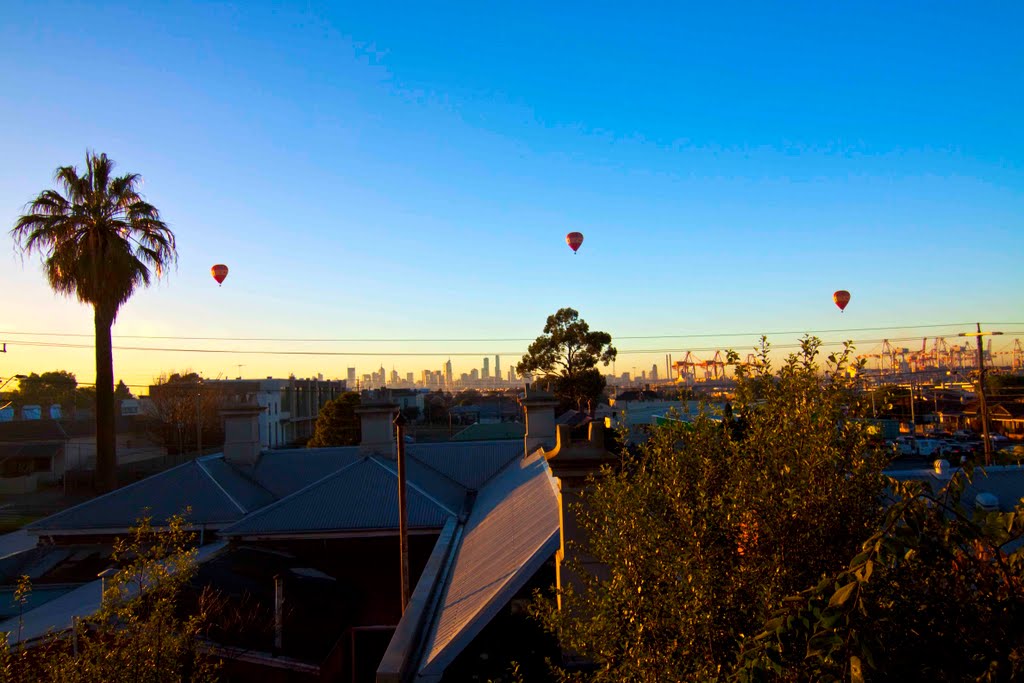 Melbourne CBD Sunrise from Footscay by Salahuddin Ahmad Photography