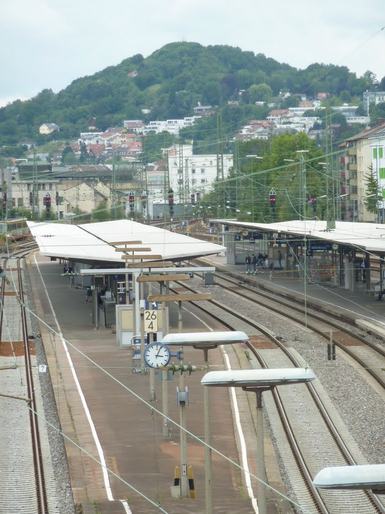 Pforzheim: Hauptbahnhof mit Blick zum Wallberg by Panzerknacker