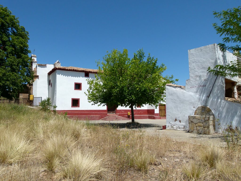 GUTUR (Aguilar del Río Alhama-La Rioja). 2011. 06. Ermita de la Virgen de los Remedios (sXVIII). by Carlos Sieiro del Nido