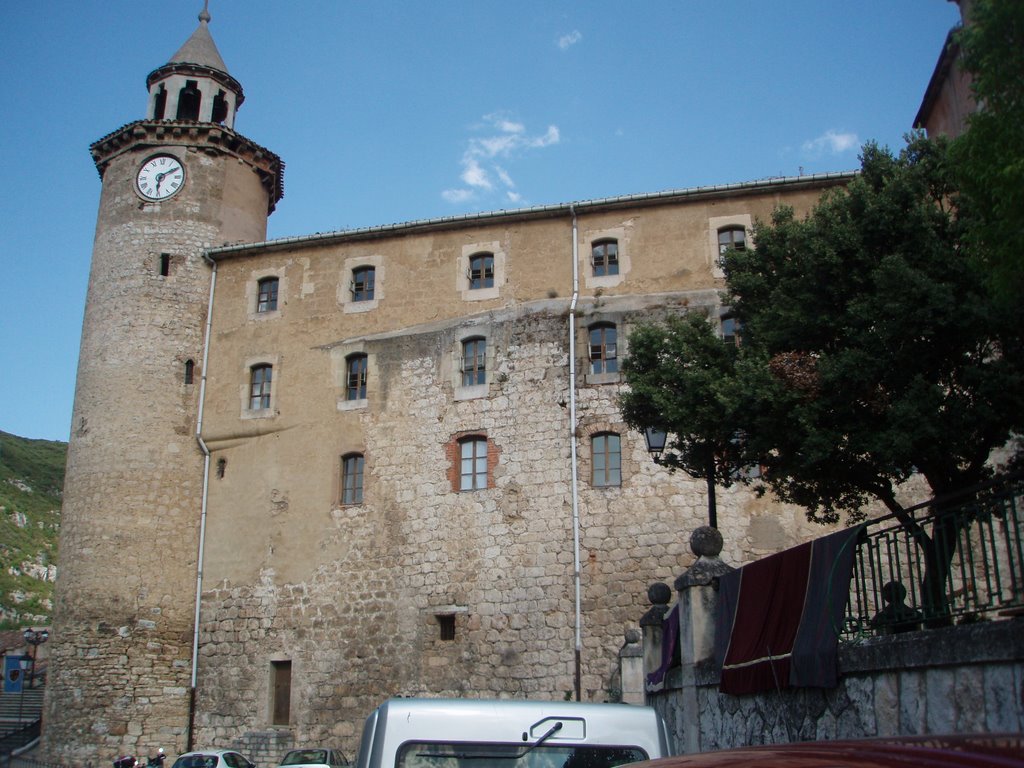 Fachada del campanario del Monasterio by Yago, Valladolid