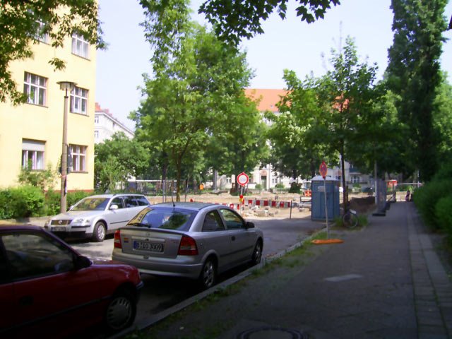 Varnhagenstraße im Frühsommer 2007 mit Baustelle by volwi