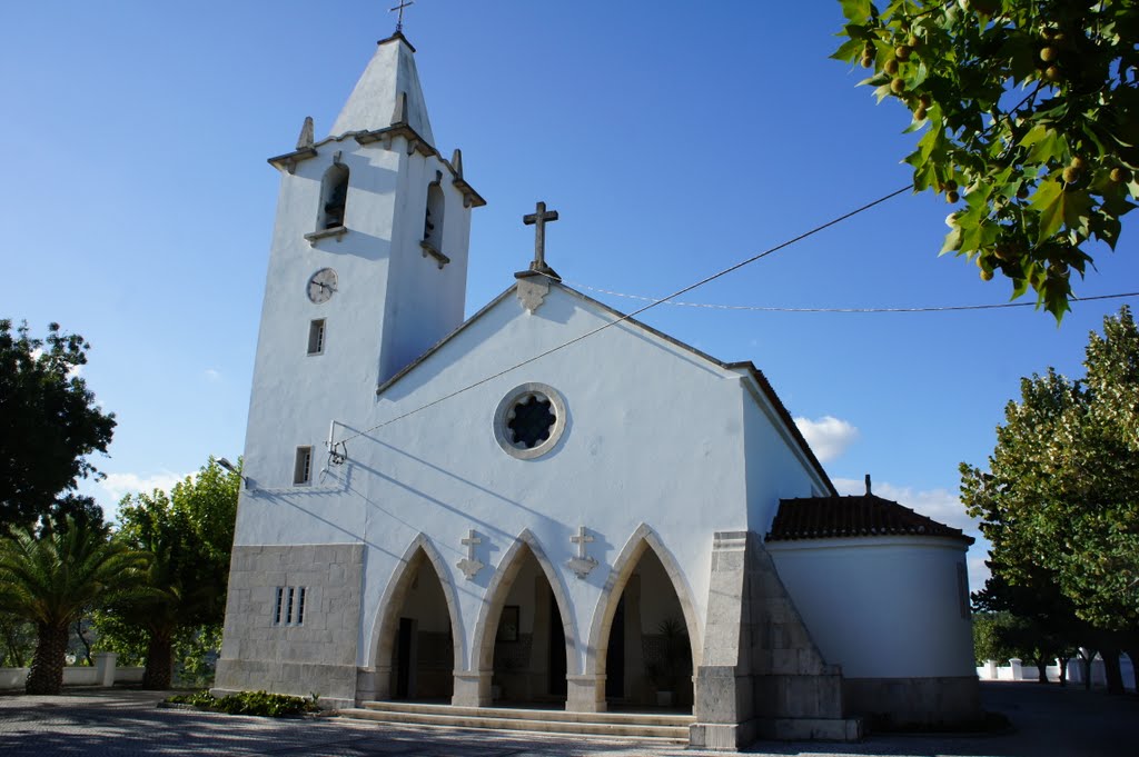 Pelmá - Igreja paroquial Imaculado Coração de Maria by Victor M T Henriques