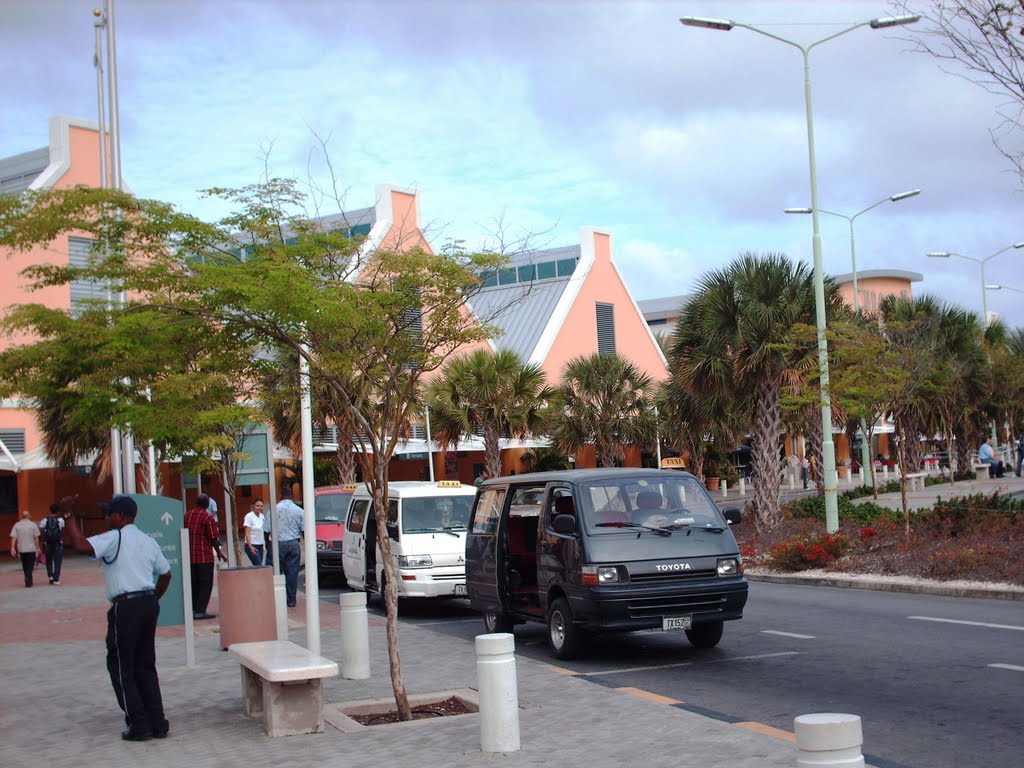 Curaçao International Airport by MDMF