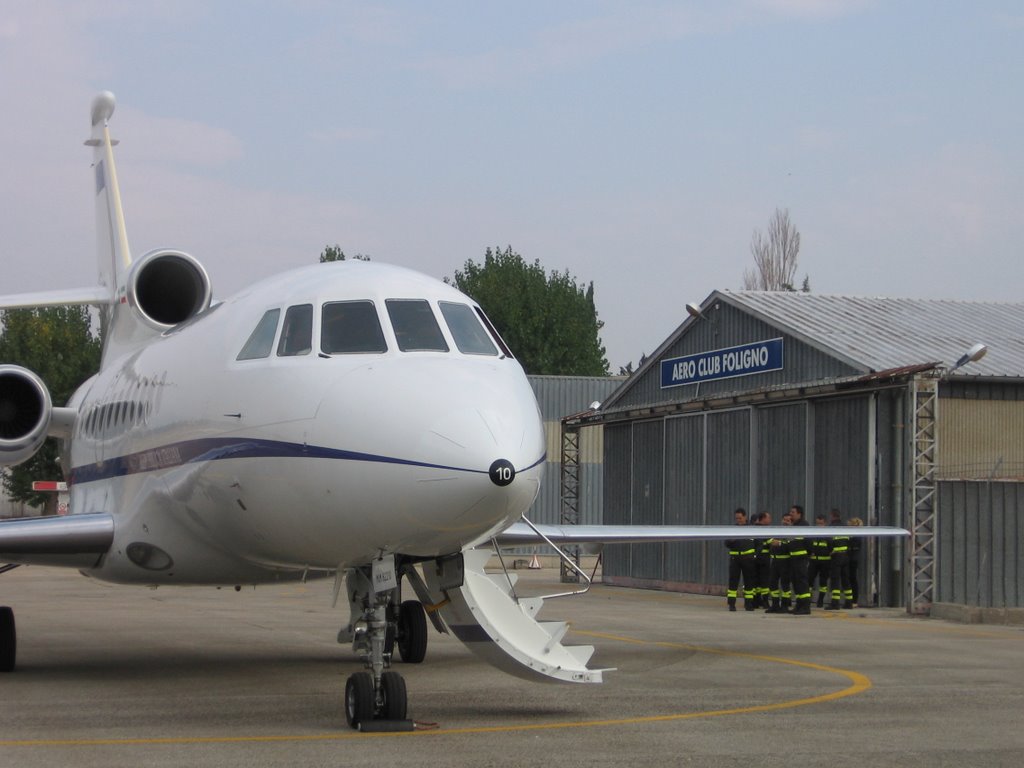 hangar aeroclub foligno by jack81