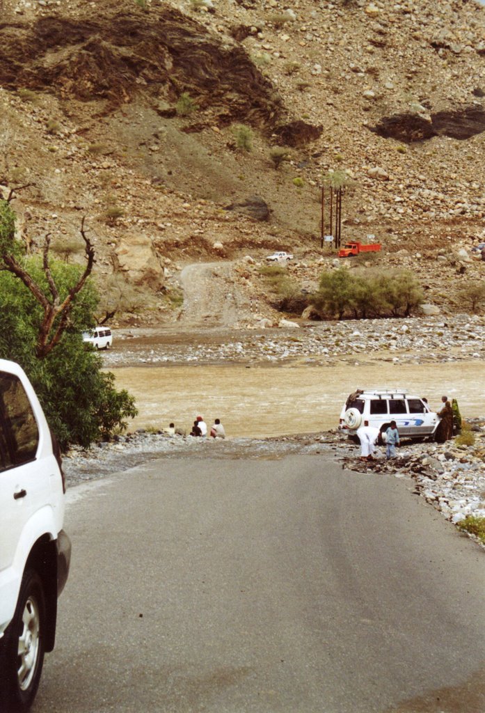 Onside of Wadi Ghul after an rainstorm by Krewinkel-Terto de Amorim