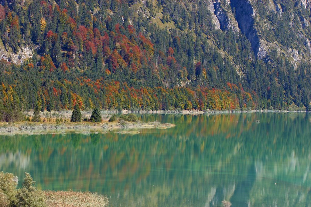 Sylvensteisee by Walter Fischer