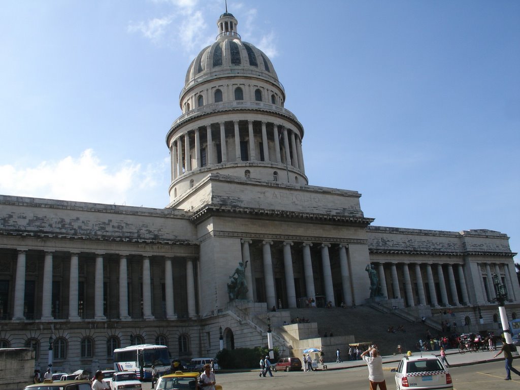 Capitolium by Dmitry Rostopshin ww…