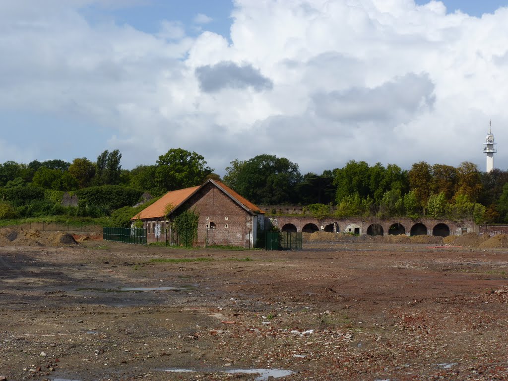 Lille - Décontruction des Installations Militaires de la Citadelle (2011) by greg-007