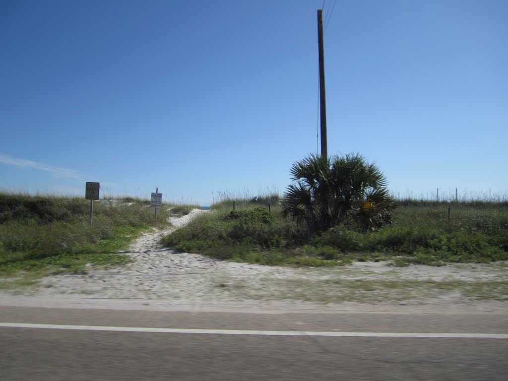 Beach Access Santa Monica, FL by PhoToggerBlogger