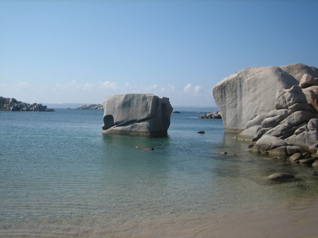 Les îles Lavezzi by Jeremy Bourgouin