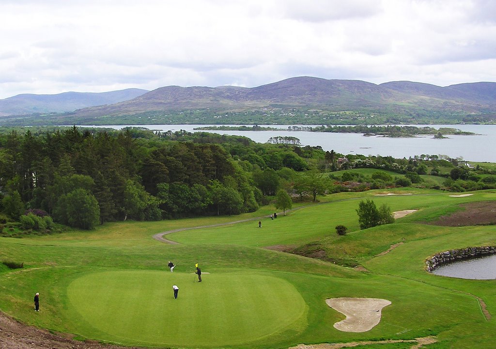 Eighteenth Green Ring of Kerry Golf Club by Madidi