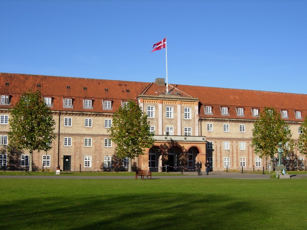 Rosenborg Castle, Royal Life Guards Barracks by Giacomo Tullo