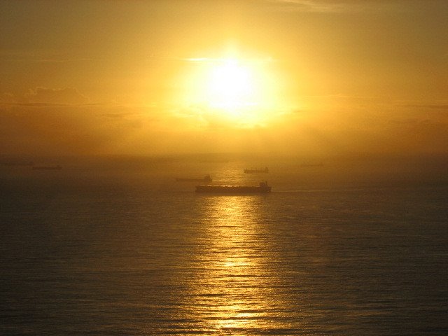 Vista do Morro do Moreno by Gilson Carone Neto