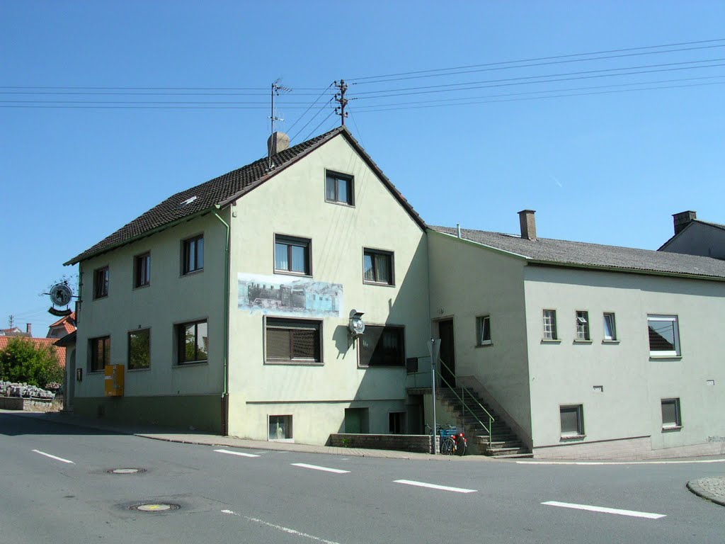 Gasthaus "Zur Eisenbahn" by Frank Lurz