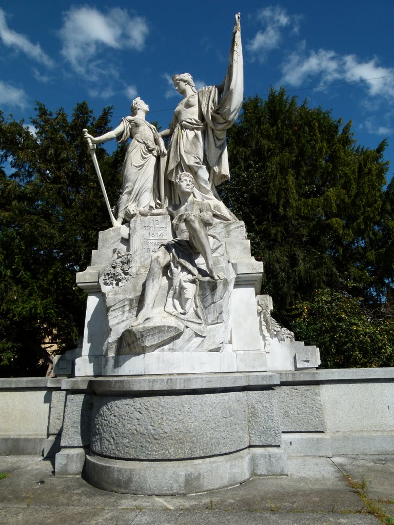 Monument commémoratif de la République (1848) by Magda GHALI