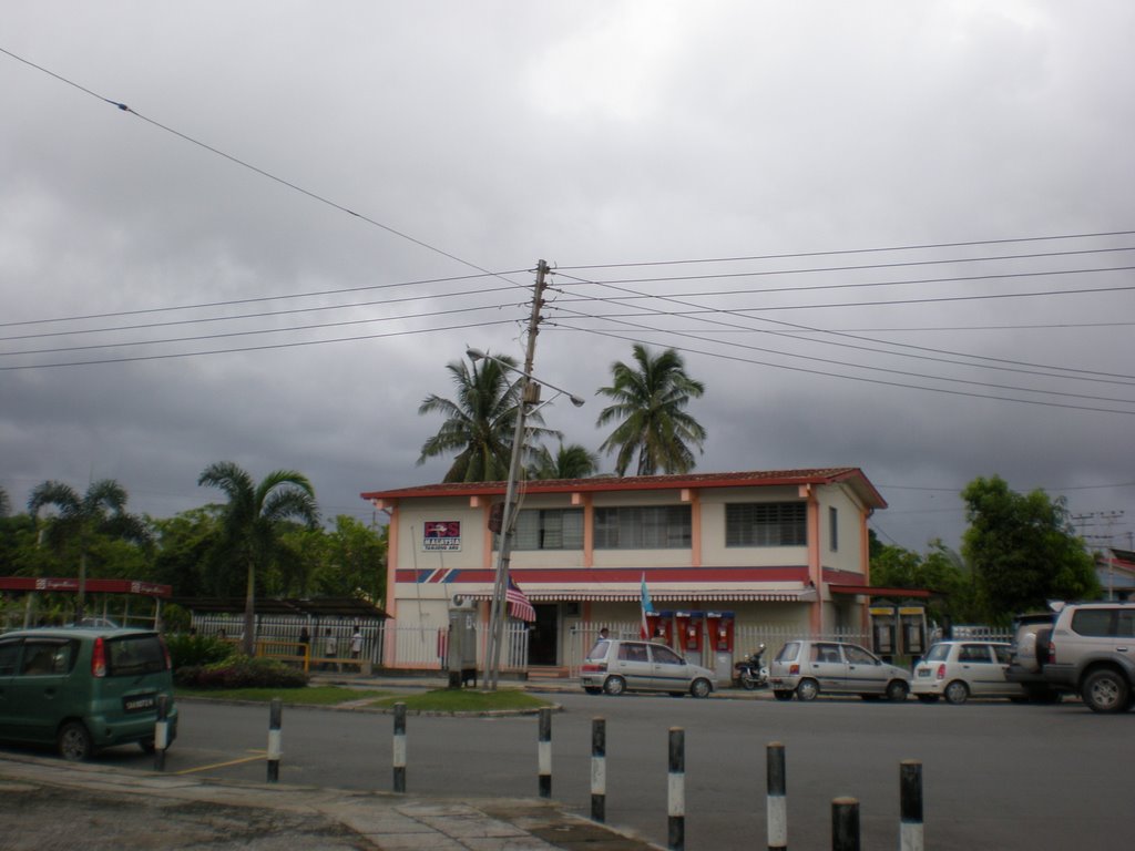 Post Office, Tanjung Aru by kkboy